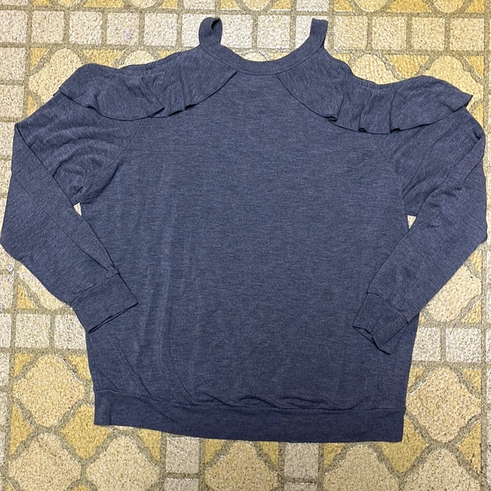 BNWOT Express cold shoulder gray top
